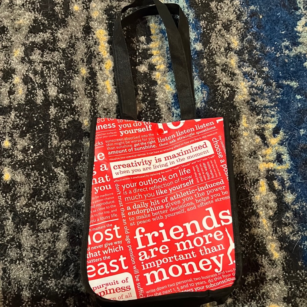 Lululemon reusable shopping bag tote Small Black White Red